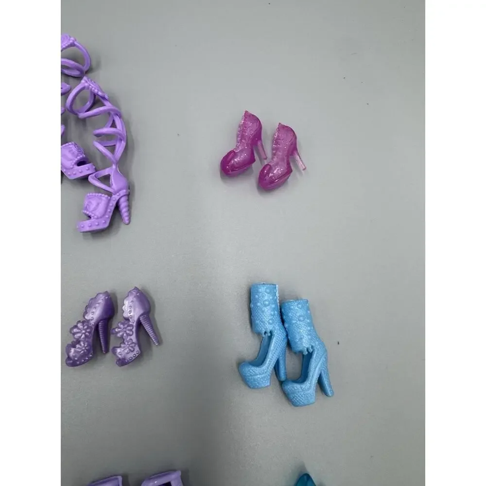 Fashion Doll Shoes Boots Sneakers Heels Assorted Lot Of 30 Pairs